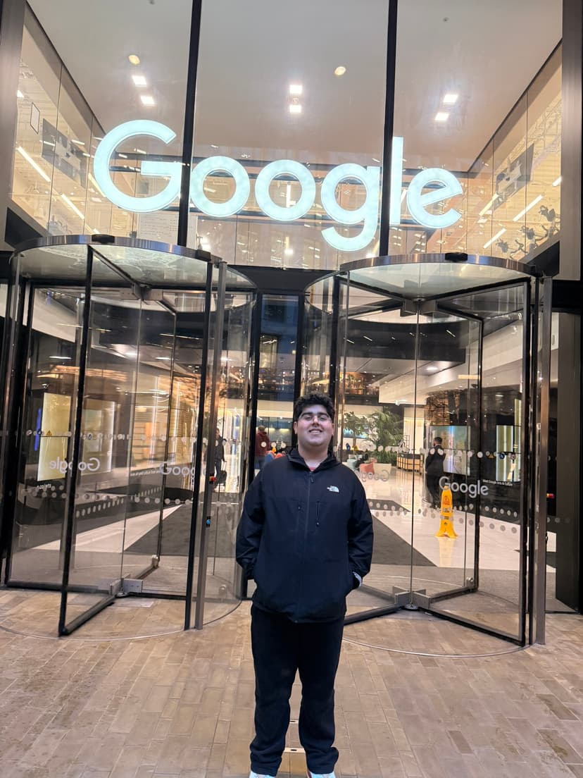My Photo in front of London Google Campus